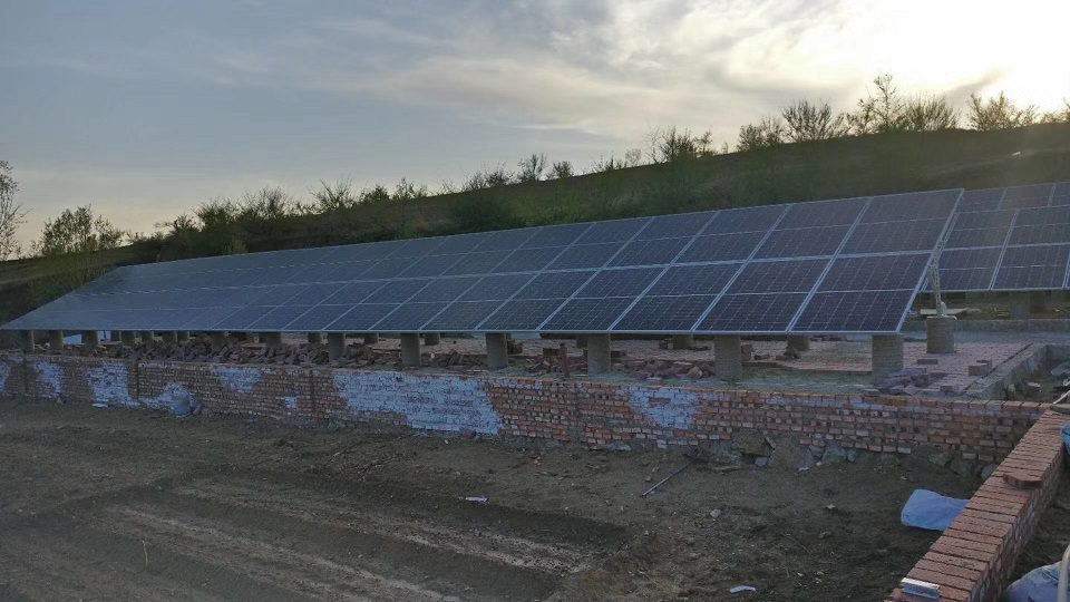 阜蒙縣50KW并網系統 阜蒙縣50KW并網系統