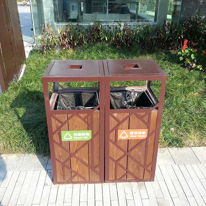 环保垃圾桶