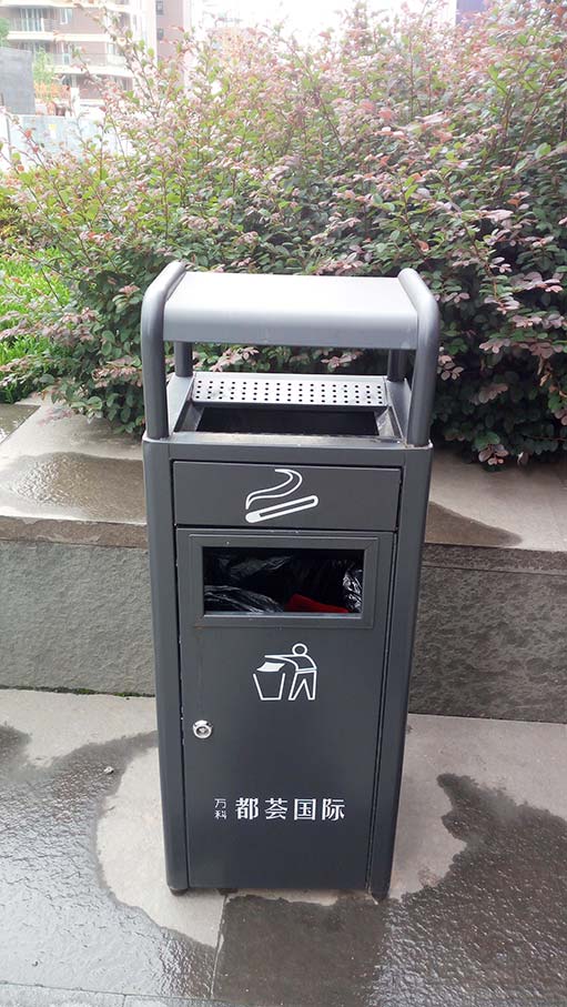 环保垃圾桶
