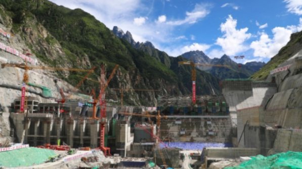 西藏在建DG水电站已完成部分大坝主体浇筑-新宝GG-科技注册场景,让平台更有趣
