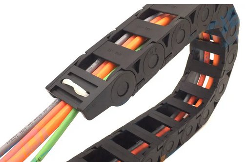 拖链电缆的用途和安装注意事项-新宝GG-科技注册场景,让平台更有趣
