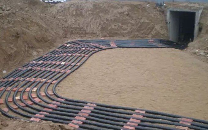 电缆敷设丨直埋敷设的方式施工中需要注意的事项-新宝gg电缆集团 电缆敷设丨直埋敷设的方式施工中需要注意的事项-新宝gg电缆集团