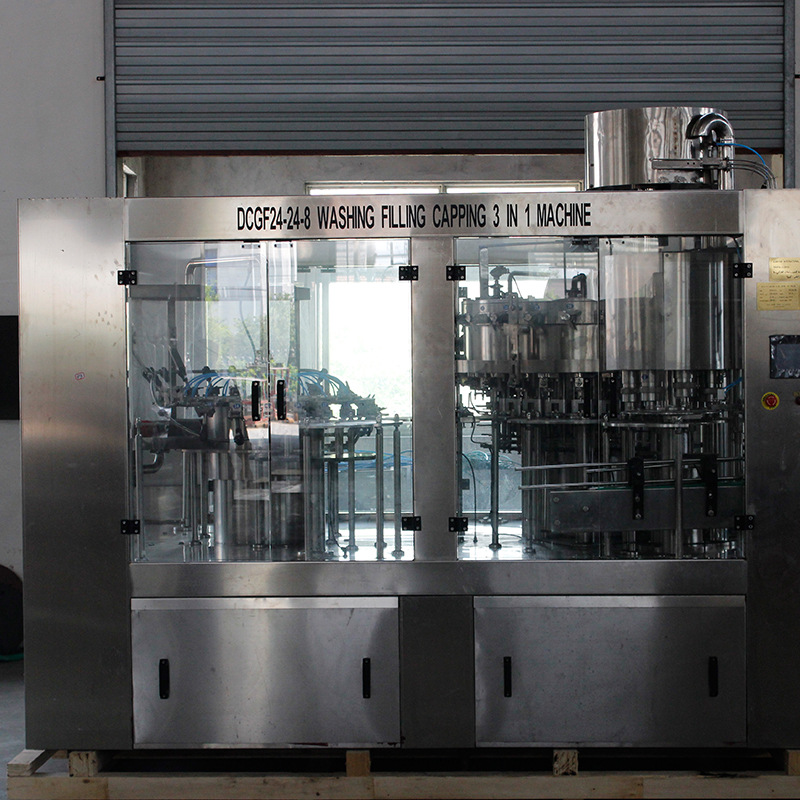 小瓶礦泉水三合一灌裝機