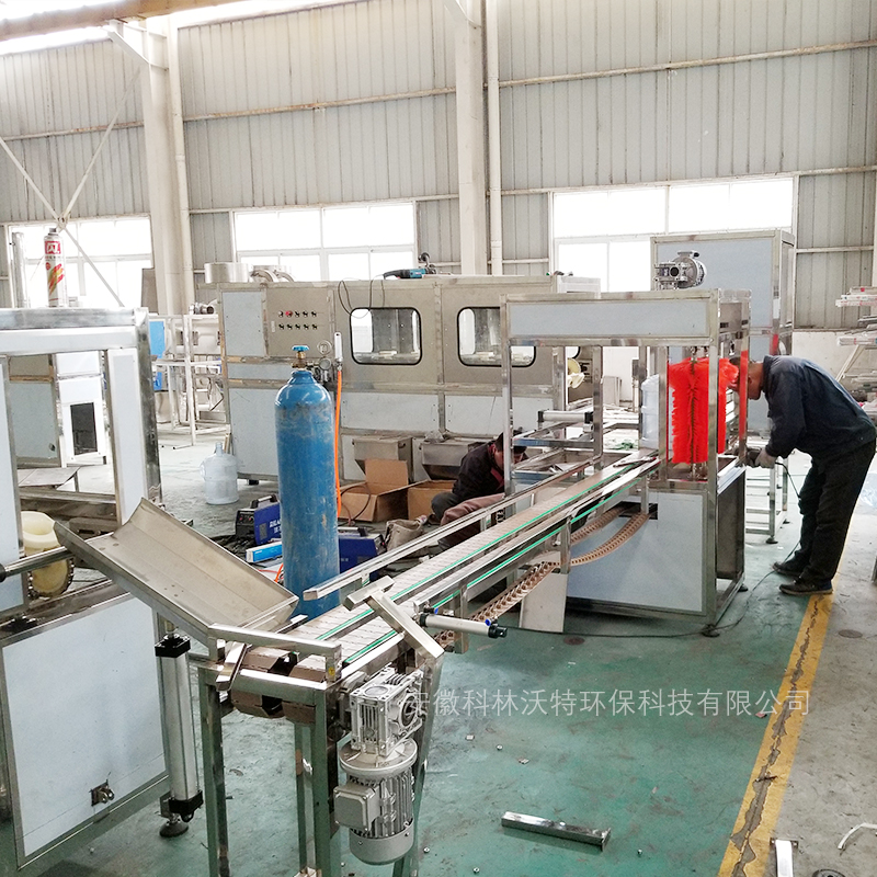 200桶大桶水生產線設備