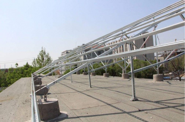 热镀锌光伏支架