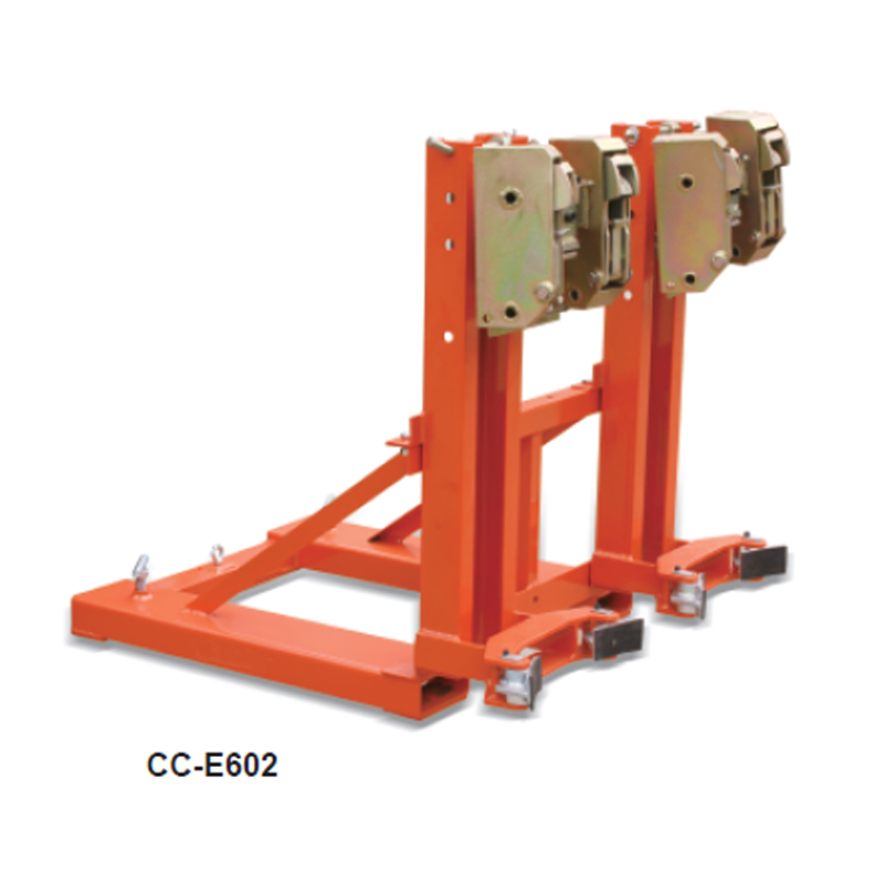 Special oil barrel handling clamp for hook and hold forklift CC-E