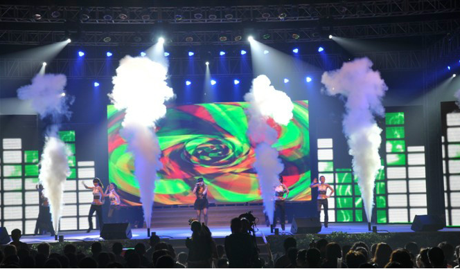 舞臺煙霧機的使用需要注意