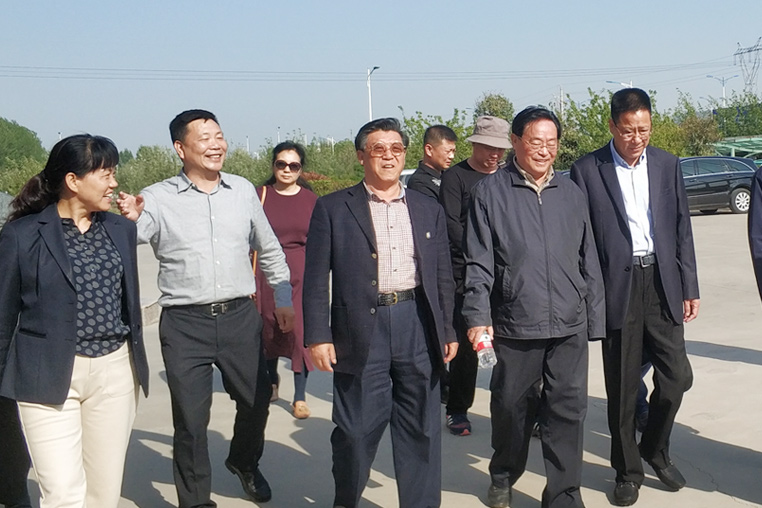 中铁总裁赵广发率工作组莅临河南新宝gg调研指导