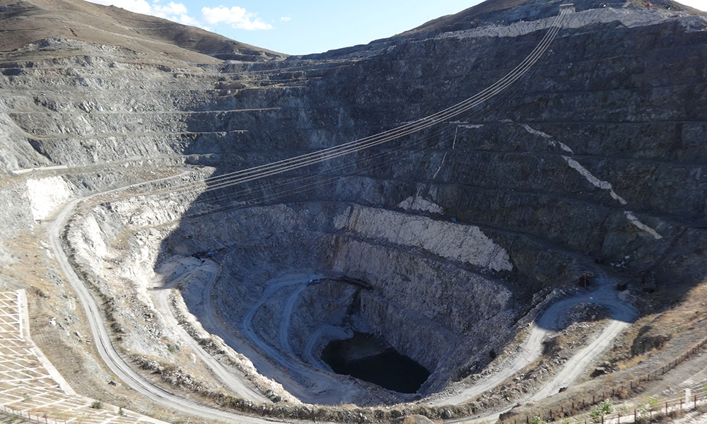 内蒙古霍林郭勒市：科技赋能“智慧矿山”安全生产