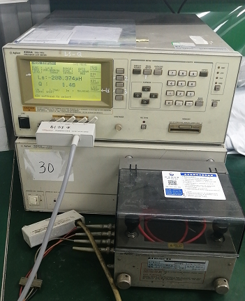 HP4284 LCR测试仪