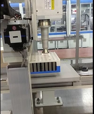 等離子清洗機​在新能源行業中的應用