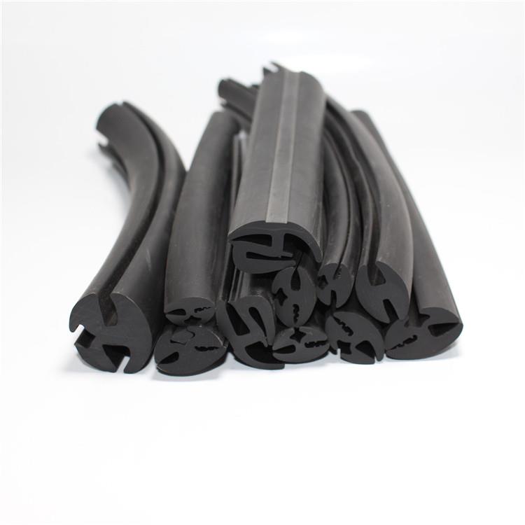 EPDM密封條通過等離子處理提高表麵親潤性