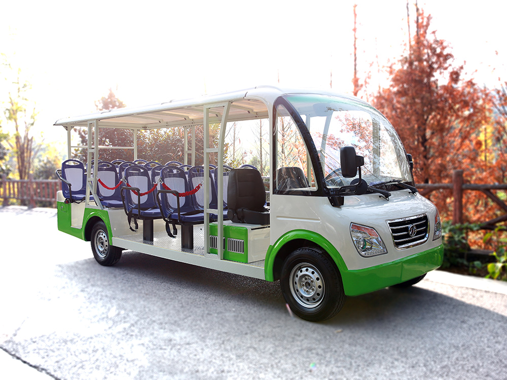 18座燃油观光车