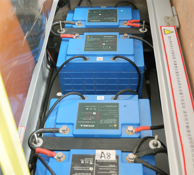 路桥轨道检查车