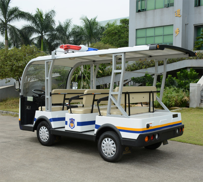 八人座电动巡逻车