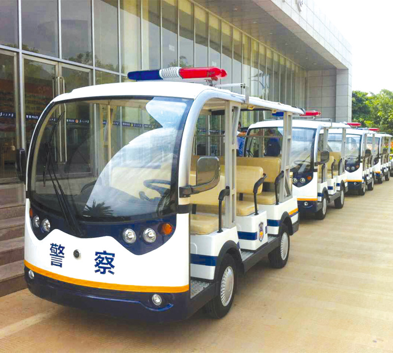 八人座电动巡逻车