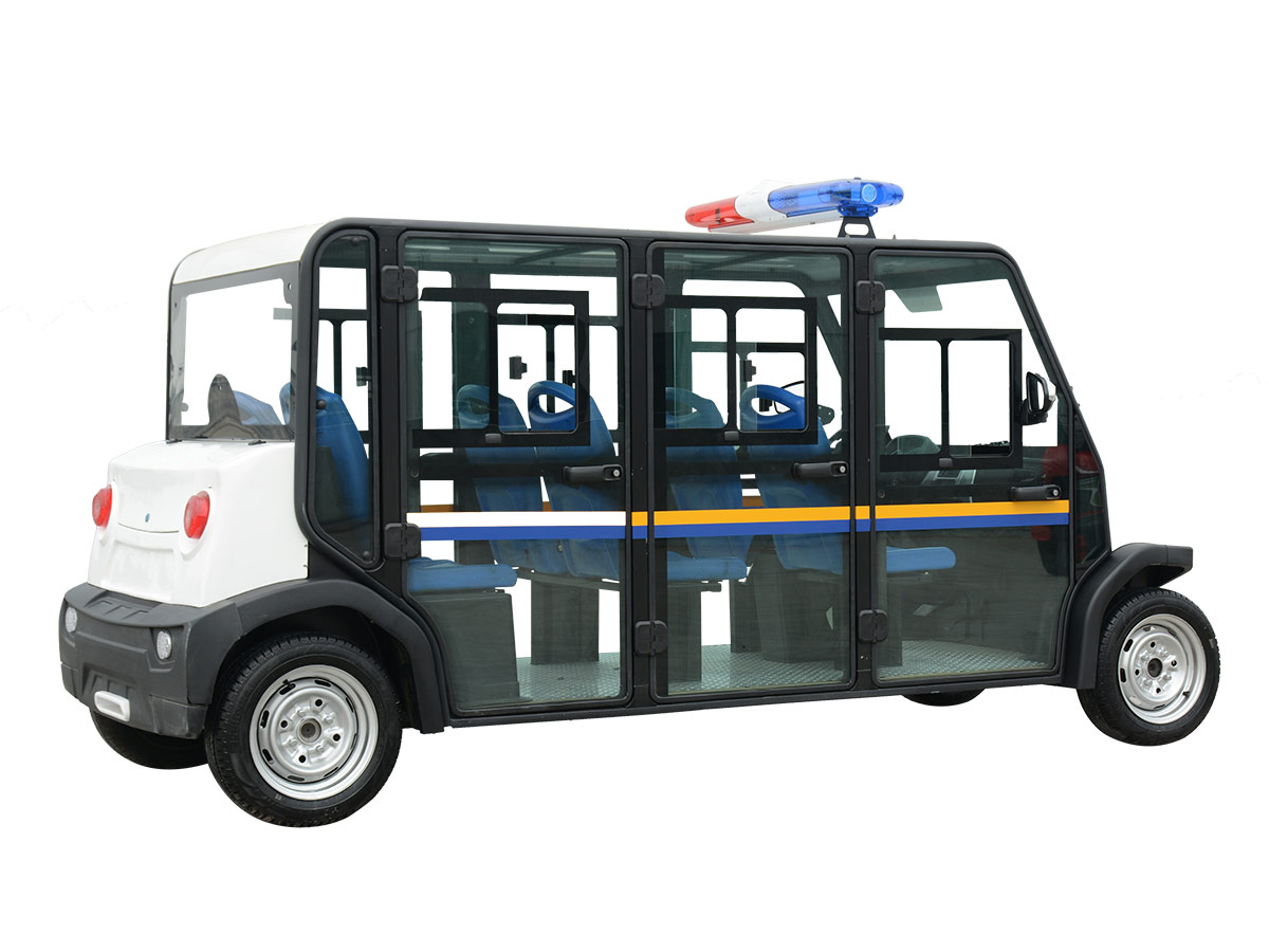 六人座封闭式电动巡逻车