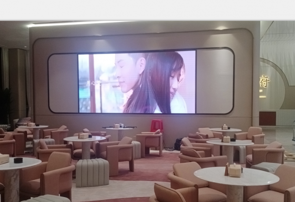 P2.0室内小间距LED顯示屏