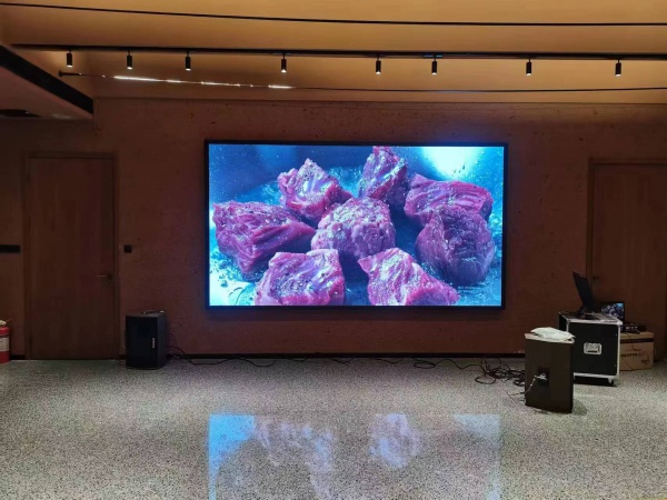 鄭州鄭東新區某會所室內P2顯示屏！