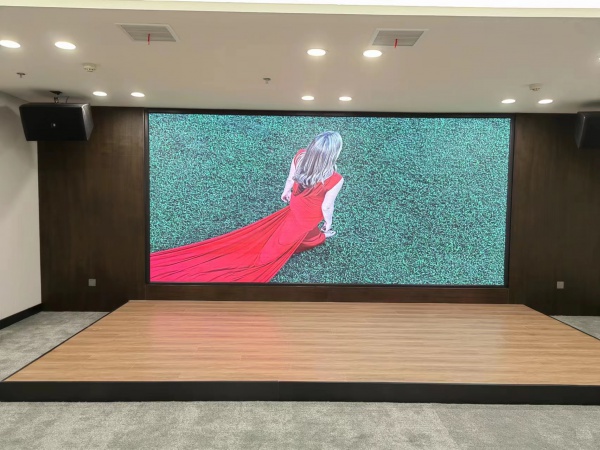 中國銀行P1.2高清顯示屏