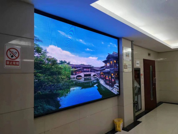 鄭州工程技術學校室內P2屏