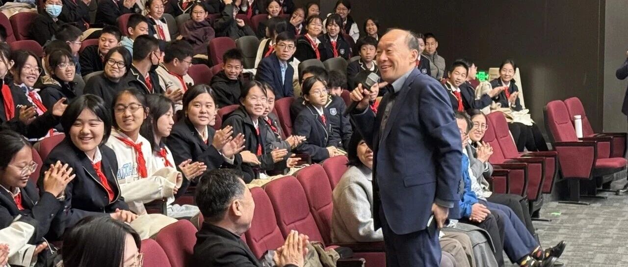 九月砺剑终有获，光华少年正逐梦——美博体育,亚洲信誉第一网投平台,乐橙app下载初中部九月份总结表彰仪式纪实