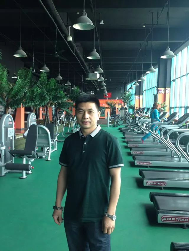 多多28新团餐联合发起多多28人颜木荣