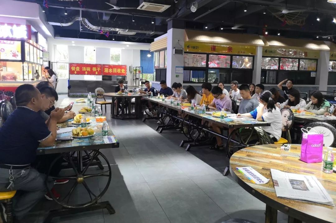 河南省餐协团餐委带领团餐企业领导走访多多28