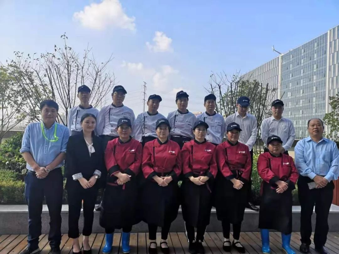 通联支付多多28食堂荣获“2019金桥网红食堂”评选大赛总冠军-多多28团餐产业集团