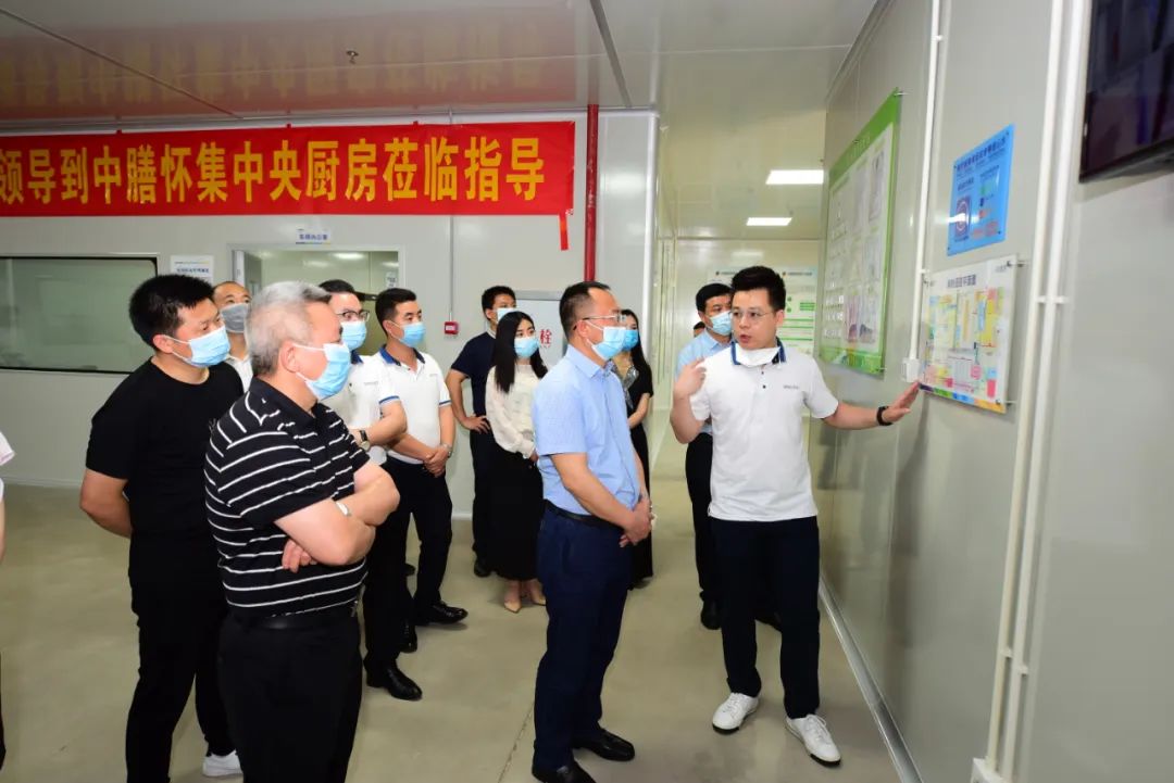 开阳县政府领导一行走访考察多多28集团