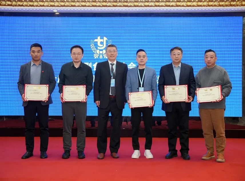 中国副食流通协会采购与供应链专业委员会 副会长 李力强