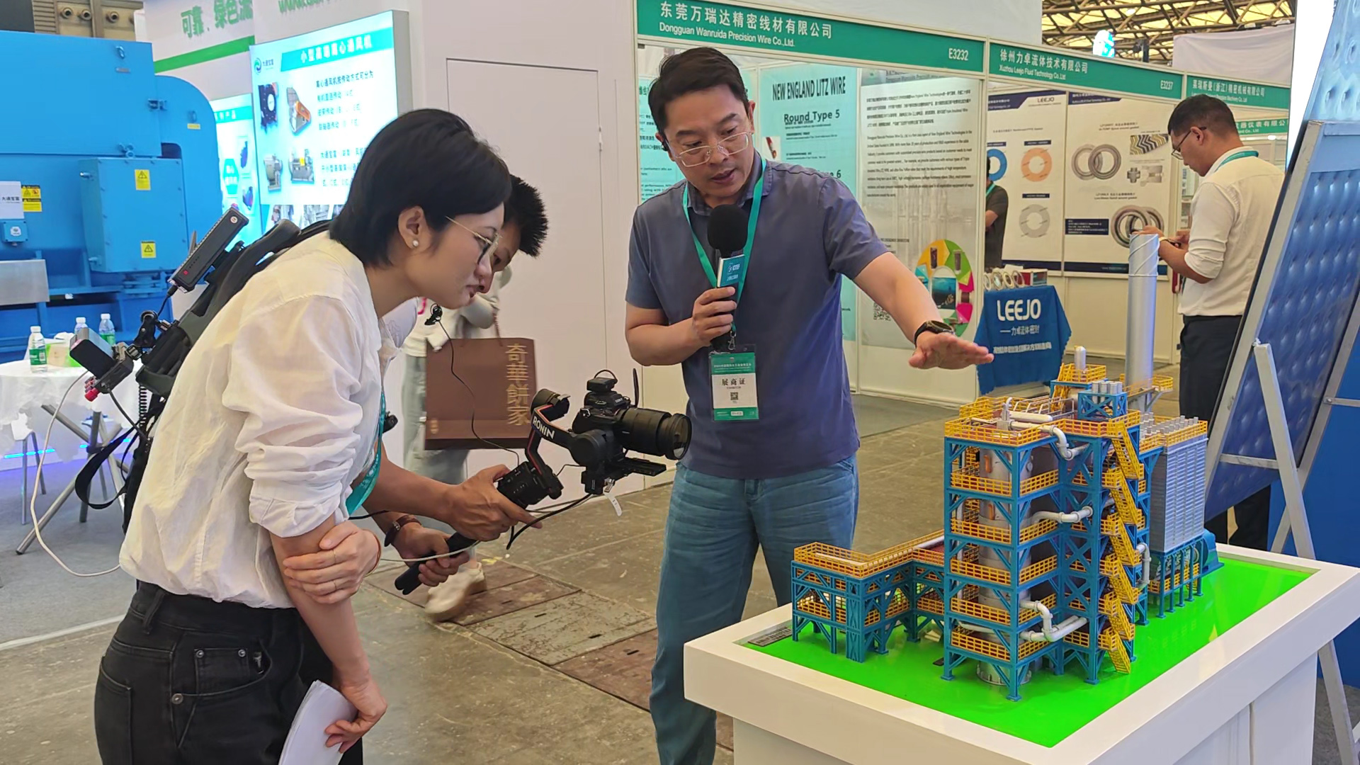 Day2｜今日大咖来访！伊朗交流团+直播探馆：见证科技与技术的力量。