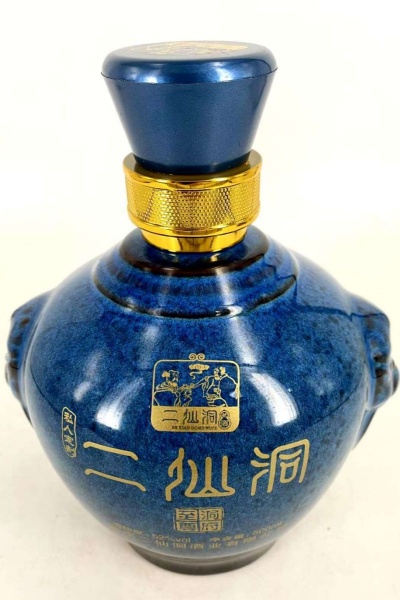 有款哥窑鹿耳瓶 哥窯青瓷貫耳瓶- 故宮