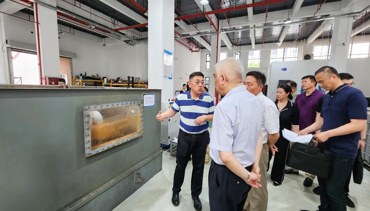 市国动办、闵行区领导到访涟屹科技参观交流