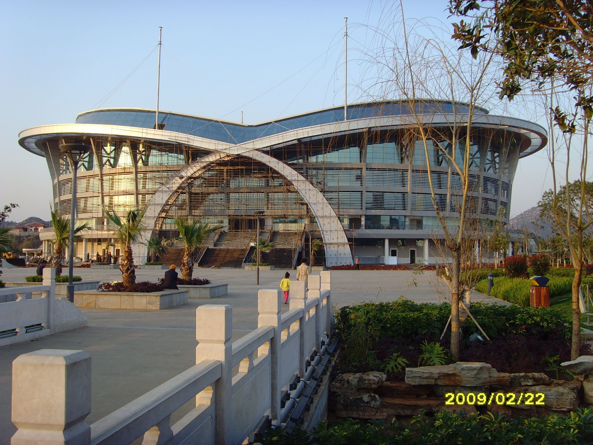 雲南瀘西縣文化體育中心