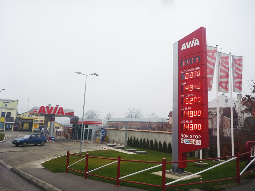 廣（guǎng）告標識柱麵