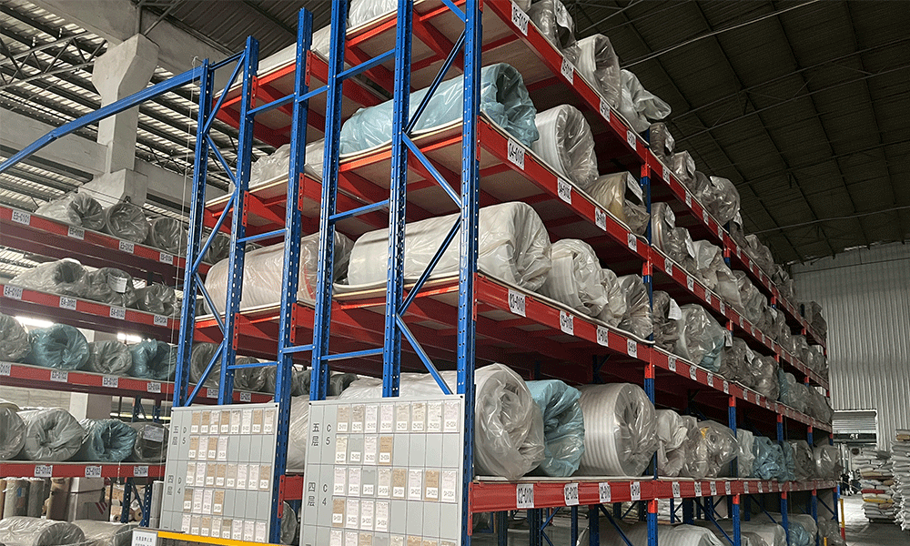 彩塗卷倉儲車間