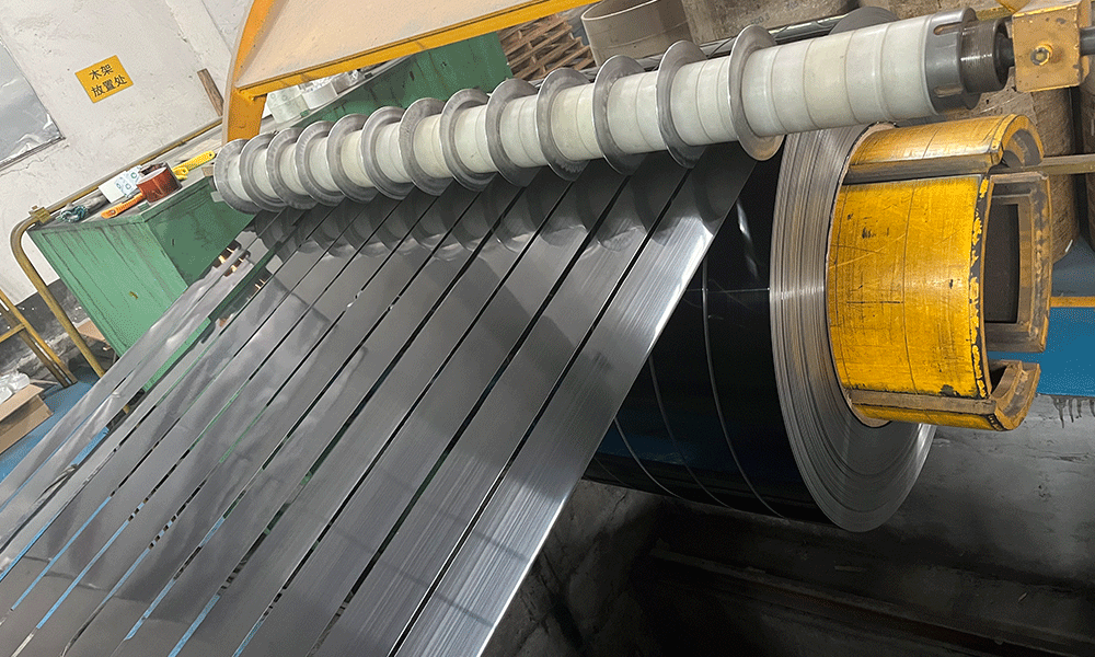 彩塗卷分條設備