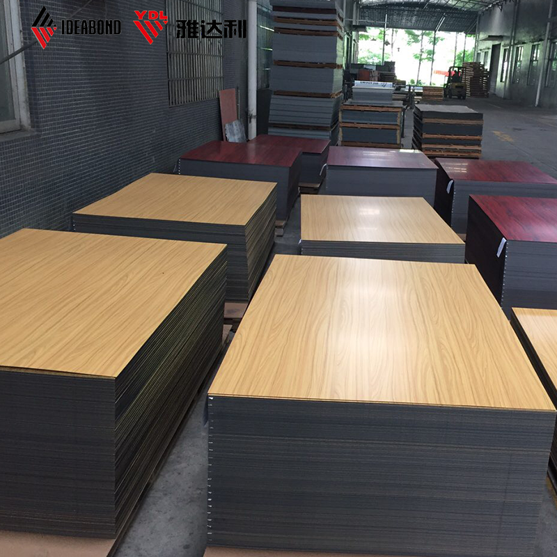 覆膜鋁塑（sù）板