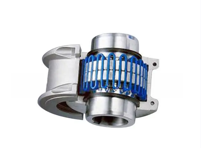 Serpentine spring coupling