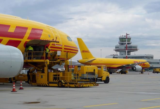 DHL