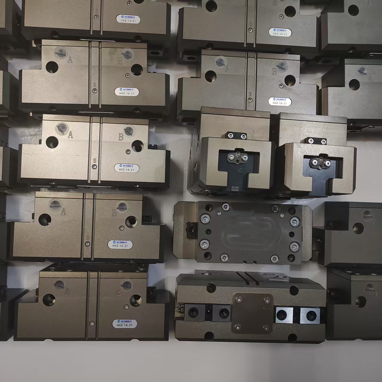 未来工厂新标配，重型平行夹爪让机器人装配更智能