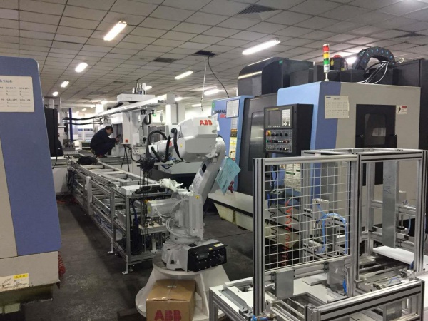 机器人自动化集成- - 关节机器人应用 