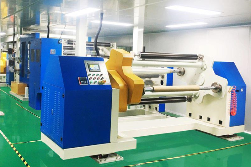 What are the characteristics and temperature resistance of anti-static pet protective film?