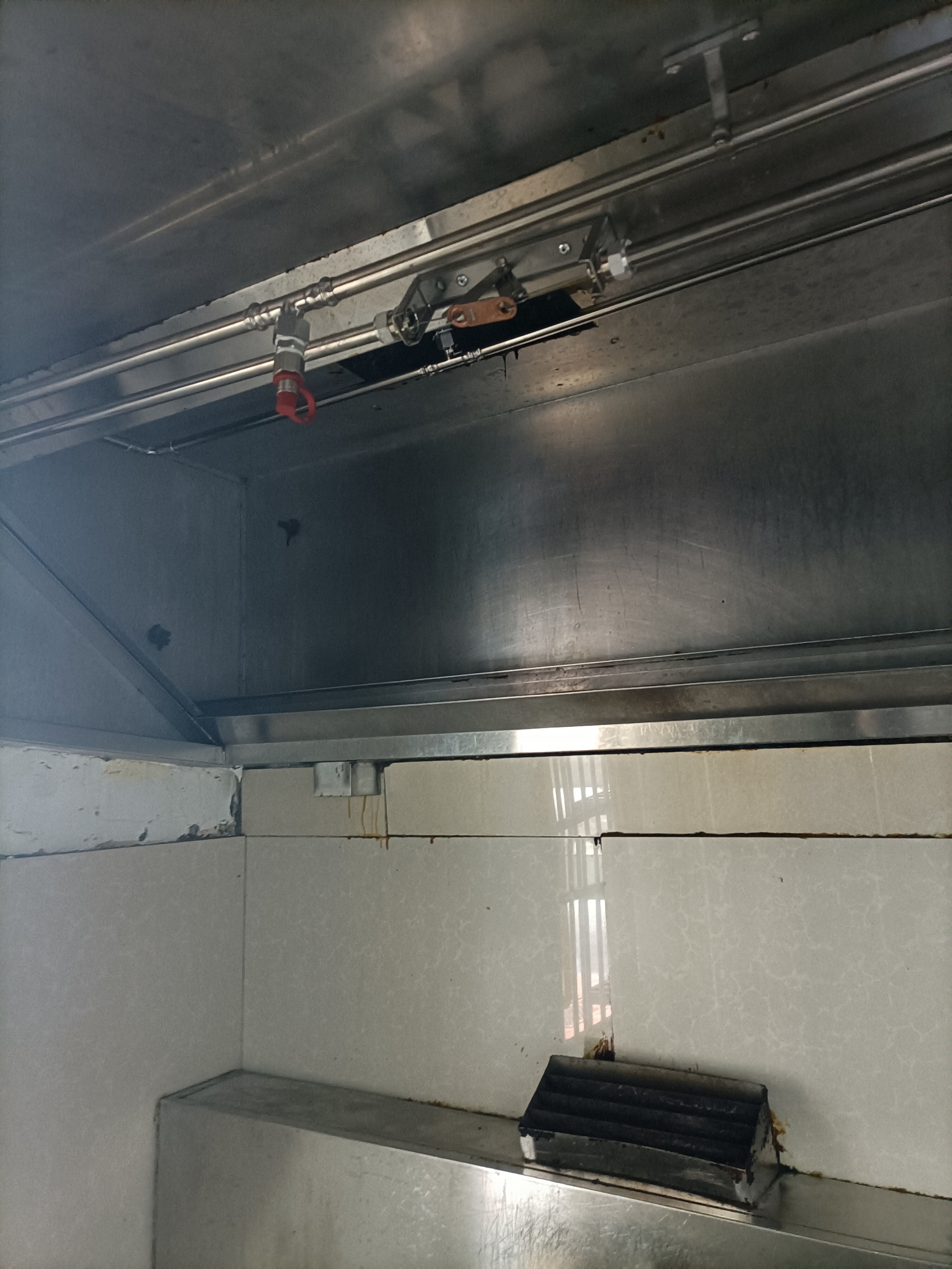 為（wéi）什麽要安裝廚房自動（dòng）滅火係統（tǒng）