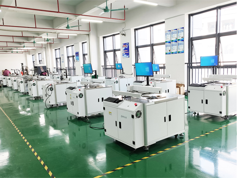 選擇性波峰焊生産車間