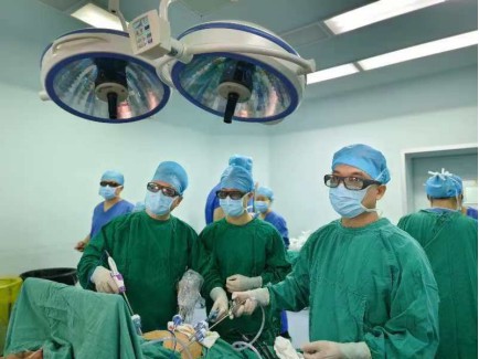 普外科的新“镜”界——我院顺利开展4K-3D腹腔镜肝门部胆管癌根治术