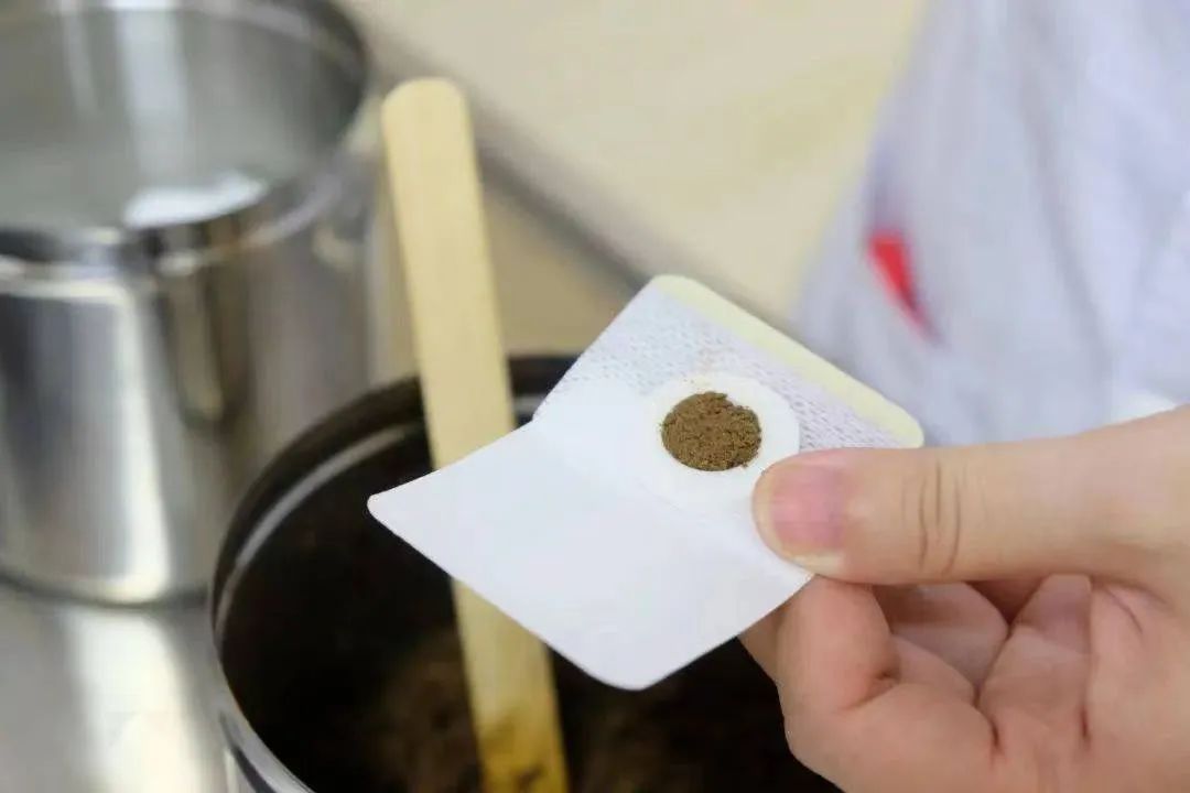 冬病夏治驱寒湿，又一年三伏天灸要来了！