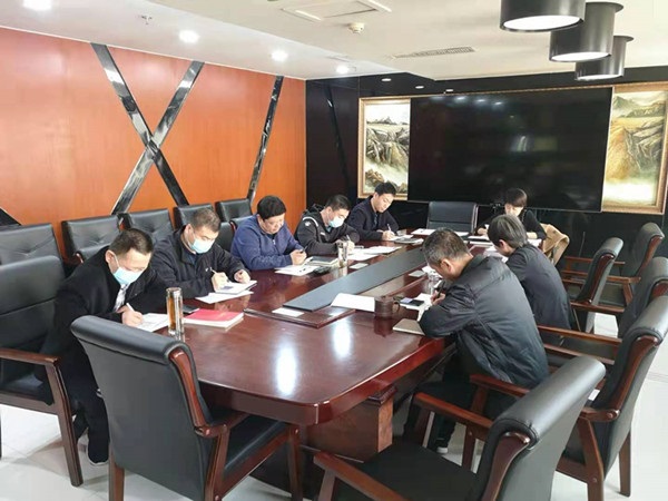 亚搏yabo(中国)装饰公司党委理论学习中心组专题学习研讨两会精神 亚搏yabo(中国)装饰公司党委理论学习中心组专题学习研讨两会精神