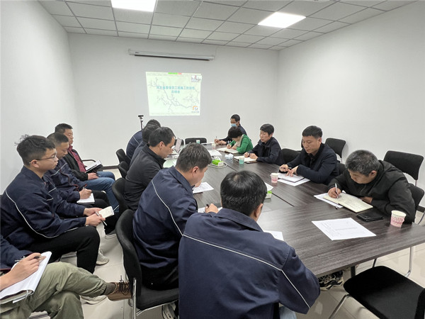 亚搏yabo(中国)装饰公司党委书记、董事长马红漫到河北省委办公楼南楼管网设备更新项目调研 亚搏yabo(中国)装饰公司党委书记、董事长马红漫到河北省委办公楼南楼管网设备更新项目调研